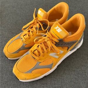 New Balance Yellow and Gray Sneakers Retro Design